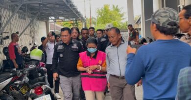 Mantan Bendahara Setda Kapuas Ditahan Jaksa, Ini Kasus yang Menjeratnya!